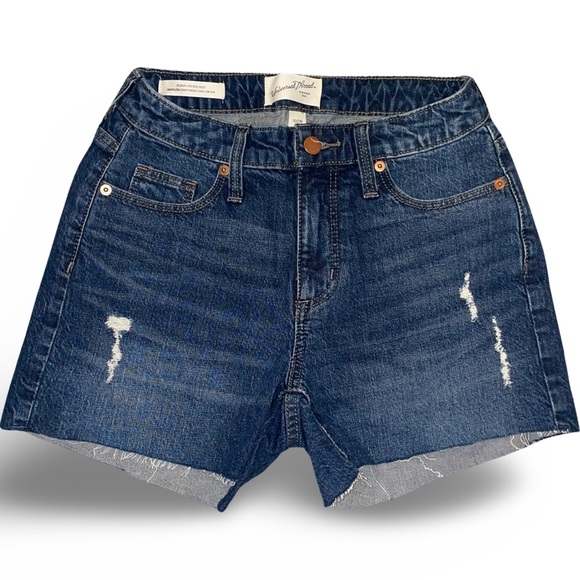 Universal Threads Curvy Vintage Midi Shorts - Picture 1 of 6